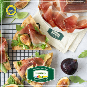 SPECK ALTO ADIGE IGP: IL PROTAGONISTA DEL GUSTO ESTIVO TRA FRESCHEZZA E TRADIZIONE ALPINA