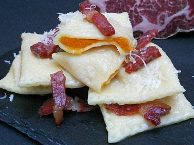 Tortelli di zucca con Coppa Piacentina DOP croccante