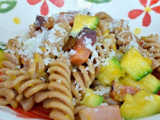 Carbonara di Speck Alto Adige IGP e zucchine