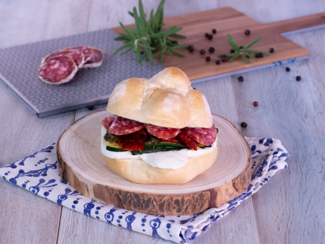 PANE AL BURRO con Salame Brianza DOP