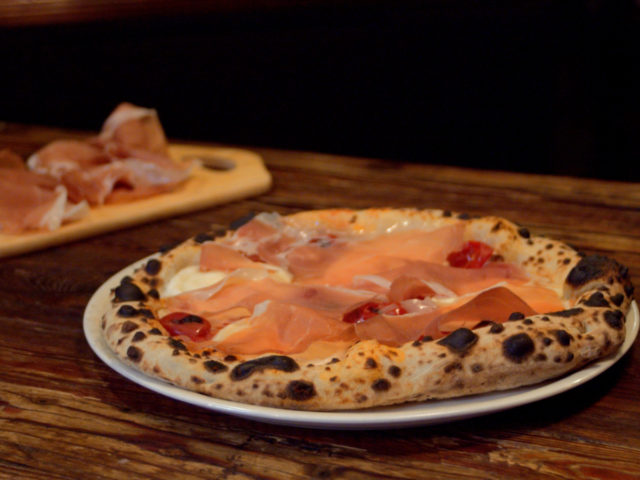 PIZZA con PROSCIUTTO DI SAN DANIELE DOP