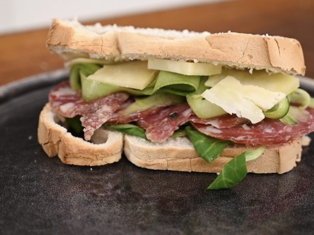 Panino con Salame di Varzi DOP