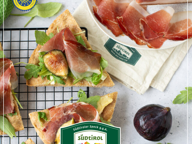 SPECK ALTO ADIGE IGP: IL PROTAGONISTA DEL GUSTO ESTIVO TRA FRESCHEZZA E TRADIZIONE ALPINA